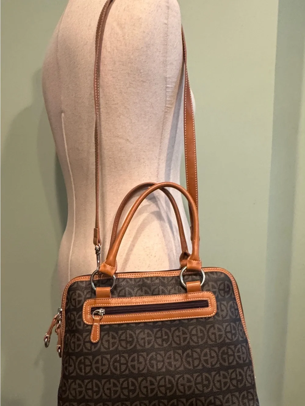 Giani Bernini Monogram Block Signature Dome Satchel Crossbody Bag Purse CLEAN